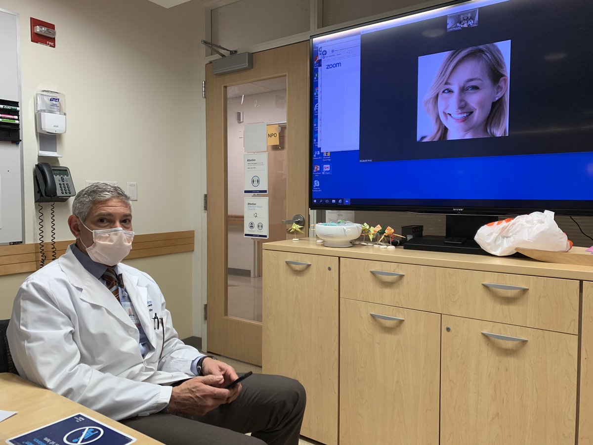 DrRoyHerbst's tweet photo. I was joined on oncology inpatient  rounds  @SmilowCancer @YaleCancer by CMO @BillingsleyMd and firm chiefs @ElizabethPrsic and Paul Eder. Wearing masks (and most with vaccine) we strive to deliver the best &amp; most innovative cancer care @YaleIMed @YaleMed @Yale @YNHH @ynhhealth https://t.co/TMYt60Fw7w