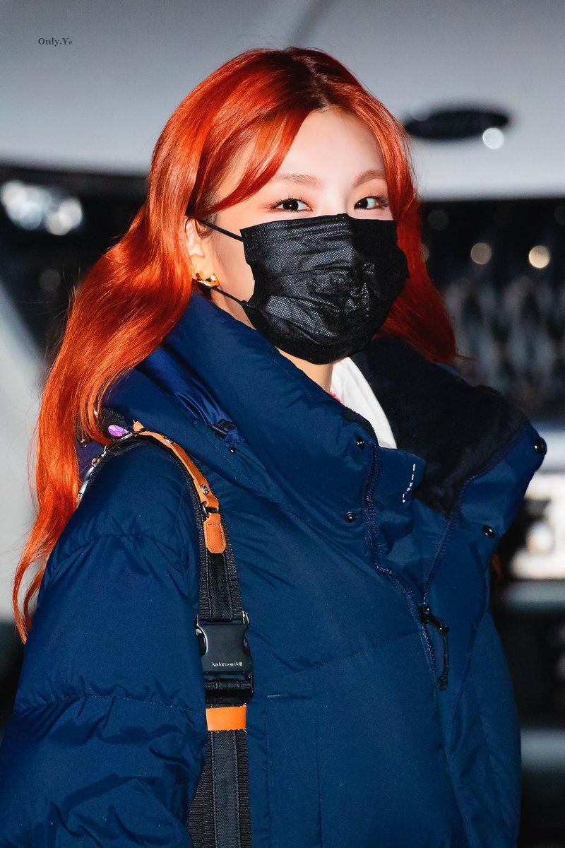 YejiBrasil's tweet photo. [HQ] 29.01.21 - Yeji deixando o estúdio do Naver NOW.

Cr: Only_Yeji00526  
@ITZYofficial #예지 #있지 예지 있지 https://t.co/kH9SHvqc6k