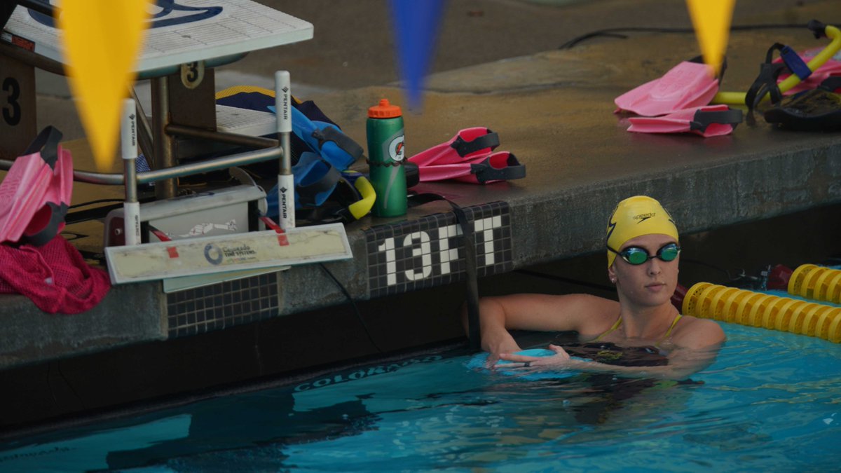 CalWSwim's tweet photo. Almost set. First race at 11 am. #GoBears https://t.co/ZC0bLLVuWl