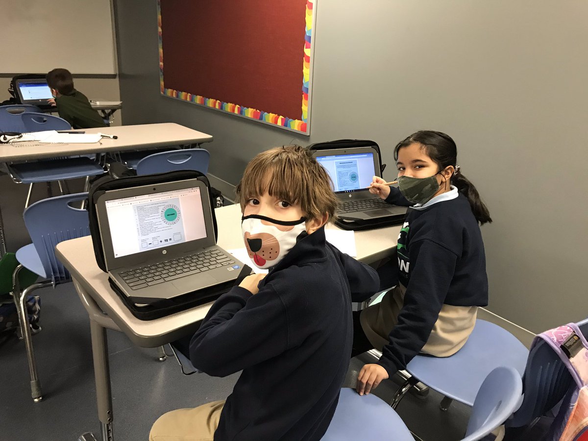 SOI3rd's tweet photo. Third graders are having fun solving these animal classification escape rooms! Hope they all make it out safely 😉 #Soistem @WES_PrincipalBP https://t.co/oDwahQscSD