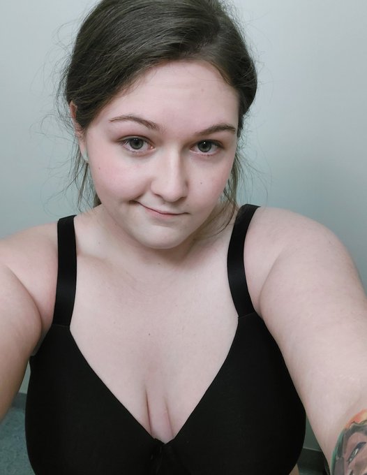 Happy Friday! 😘 https://t.co/ewoKbRSdoK