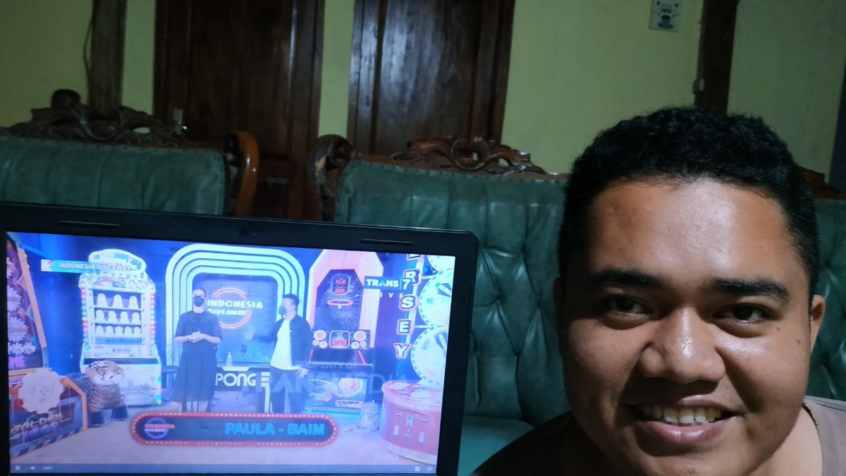 tantraps's tweet photo. @TRANS7 Gak Curiga, tapi mungkin akan lebih kekhawatir. apalagi kalau pasangan perginya gak sama gue dan pulangnya terlalu malam. 
#IndonesiaGiveaway85 https://t.co/1xicnxUIj6