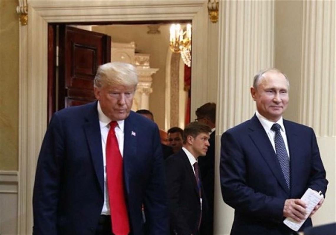 dtf1947's tweet photo. @BeschlossDC That photo somehow makes me think of the picture of trump and Putin walking out to do their first joint news conference in Helsinki. https://t.co/HkReO59uB6