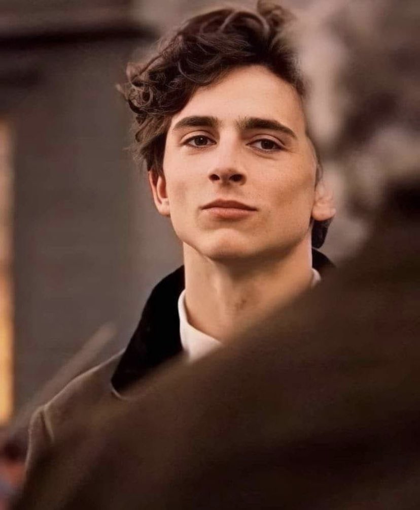 the way I want to see timothée chalamet on the big screen again
asap 🥺