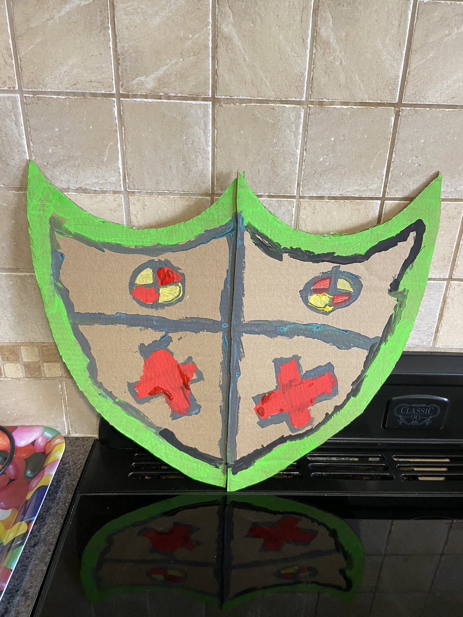 Knotweed_Phil's tweet photo. @YGBrynsierfel a busy day finishing off our shield. https://t.co/My6P3SU3uq