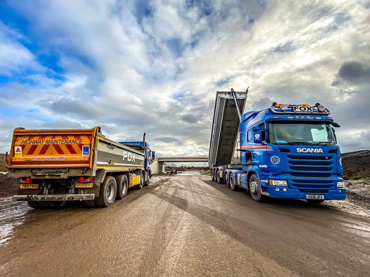 foxbrothersltd's tweet photo. Fantastic pics sent in by our drivers working on the #HS2 project today 👍💙🚛🚛💨

#HS2project #construction #haulage #fleet #earthworks #contractors  #civilengineering #transport https://t.co/S3gAX9ipLF