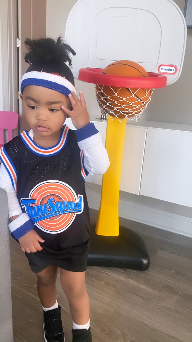 thegabjolie's tweet image. My baby girl love basketball😂🏀 
Career Day 2021