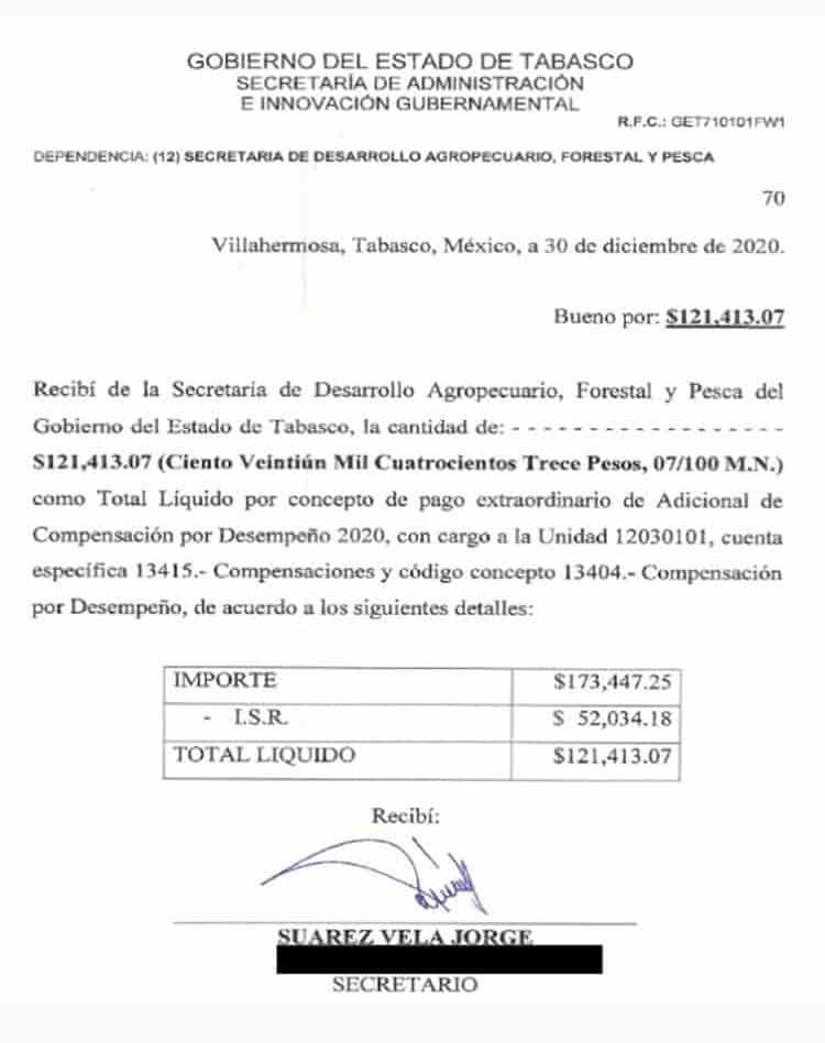 A los trabajadores les quitan el #ISR  ya presupuestado en el ejercicio 2020, pero que tal los funcionarios cobran doble (pago extraordinario a la compensación por desempeño 2020) seguro es  por su célebre frase durante la inundación “ las vacas no se ahogan saben nadar”.