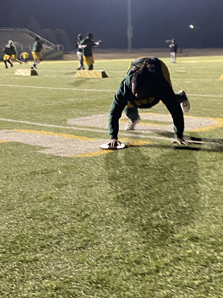 ATUFootball's tweet photo. Great things come from Hard Work and Perseverance. No Excuses. 

-Kobe Bryant https://t.co/4Lt0oJ4sDo