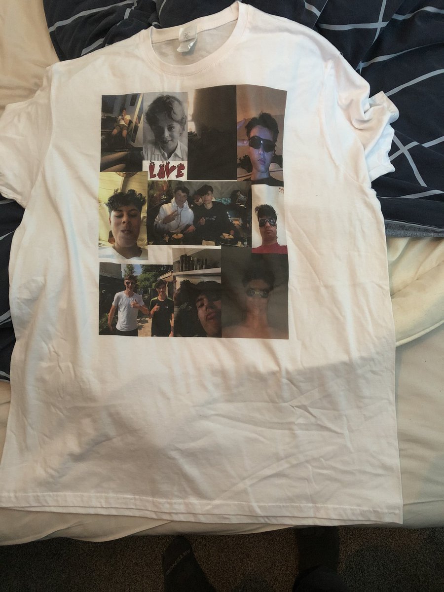 WizxEu's tweet photo. Legit just got the best gift from my cousin @junko84317165 ❤️❤️❤️❤️❤️ https://t.co/RPJ60DokO0