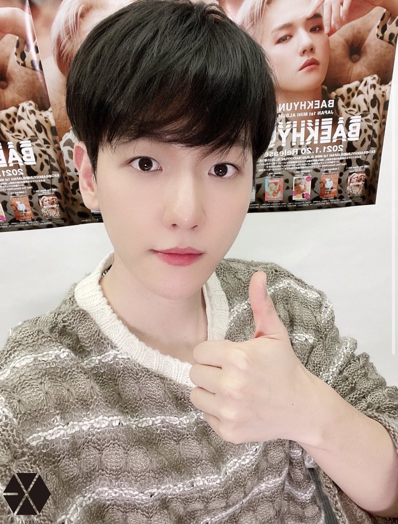 92BH56__'s tweet photo. 흑발큥 오랜만이어요 https://t.co/aRASjleOIW