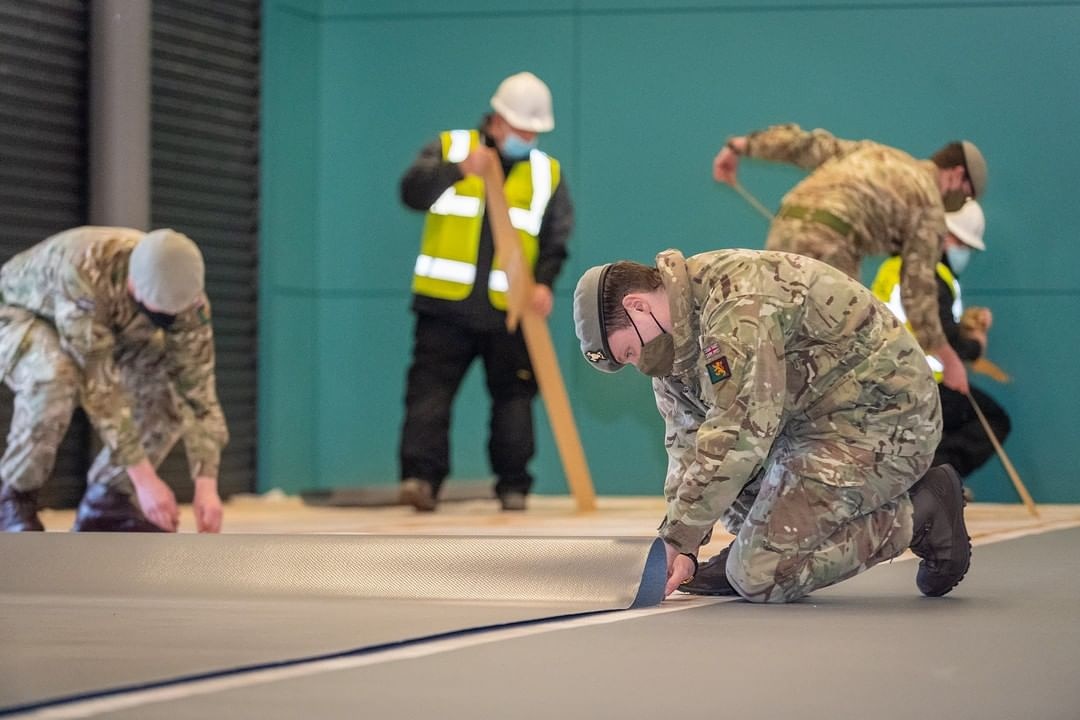 Repost <a href="/DefenceHQPress/">Ministry of Defence Press Office</a>. One of our Troopers, attached to <a href="/SCOTS_DG/">SCOTS DG</a> for 1 year, working on a mass vaccination site in Scotland