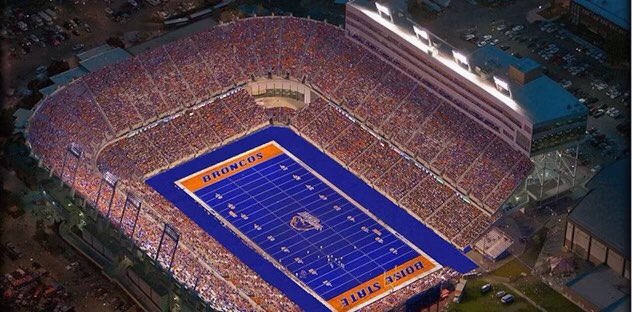NickEvers12's tweet photo. #AGTG - After a great conversation with @AABroncoHC @VintagePlough &amp; the amazing staff, I am blessed to receive an offer from Boise State University! #BleedBlue 🟠🔵

@bbasil01, @Scott_grantham, @JagFootball, @JagFBRecruits, @air14football https://t.co/LkXOiUj37l