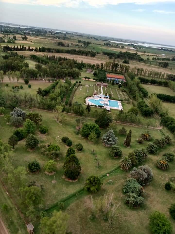 CAEUoficial's tweet photo. Volar con este paisaje 😍

📸 Aníbal Ricci https://t.co/CnmIG7VrC7