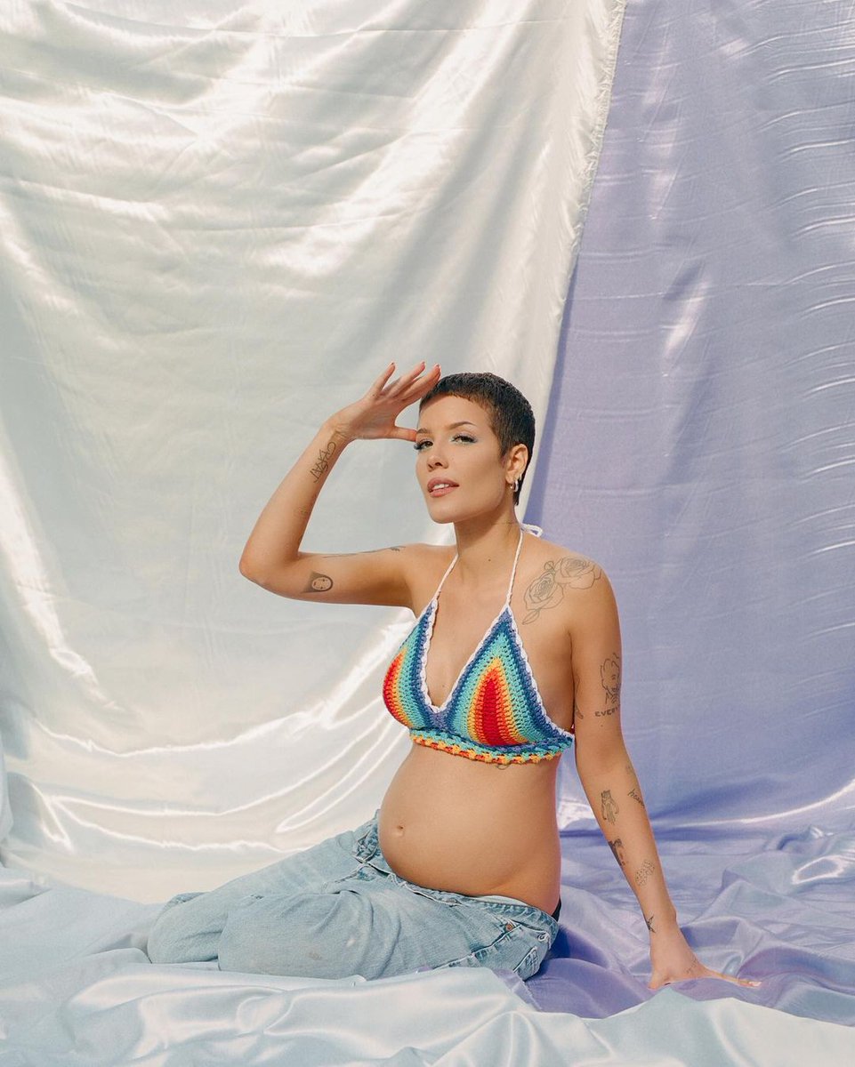 О БОЖЕЕЕ, Я ТАК РАДА ЗА НЕЁ 😭💖

#Halsey