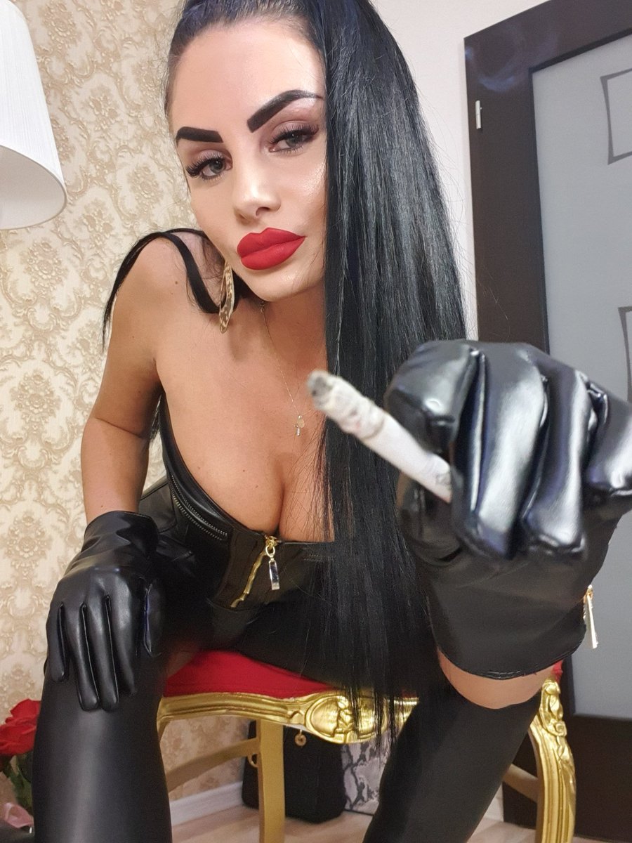 #FollowFriday Follow ♀️Goddess Ambra♀️ @Ambra2Hot & Join Her OnlyFans: onlyfans.com/goddessambra She is very, very active on #OnlyFans & She spoils Her boys with clips from Her store & many other high quality videos & photos. @johnboyt_2 @RobertGiguere59 @Latex_High_Heel