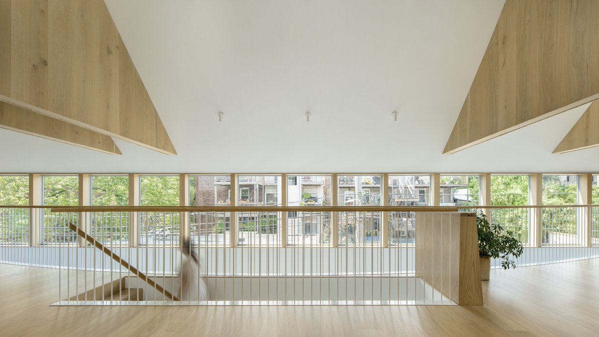 MASContext's tweet photo. Thanks to all of you who joined us last night for a talk by architects Kwong von Glinow and @CAMESgibson. 

If you want to know more about their Ardmore House and the Columbus House 1, you can watch the video of the talk here:   

https://t.co/LnJXkbG7EL https://t.co/IS7cumOztz