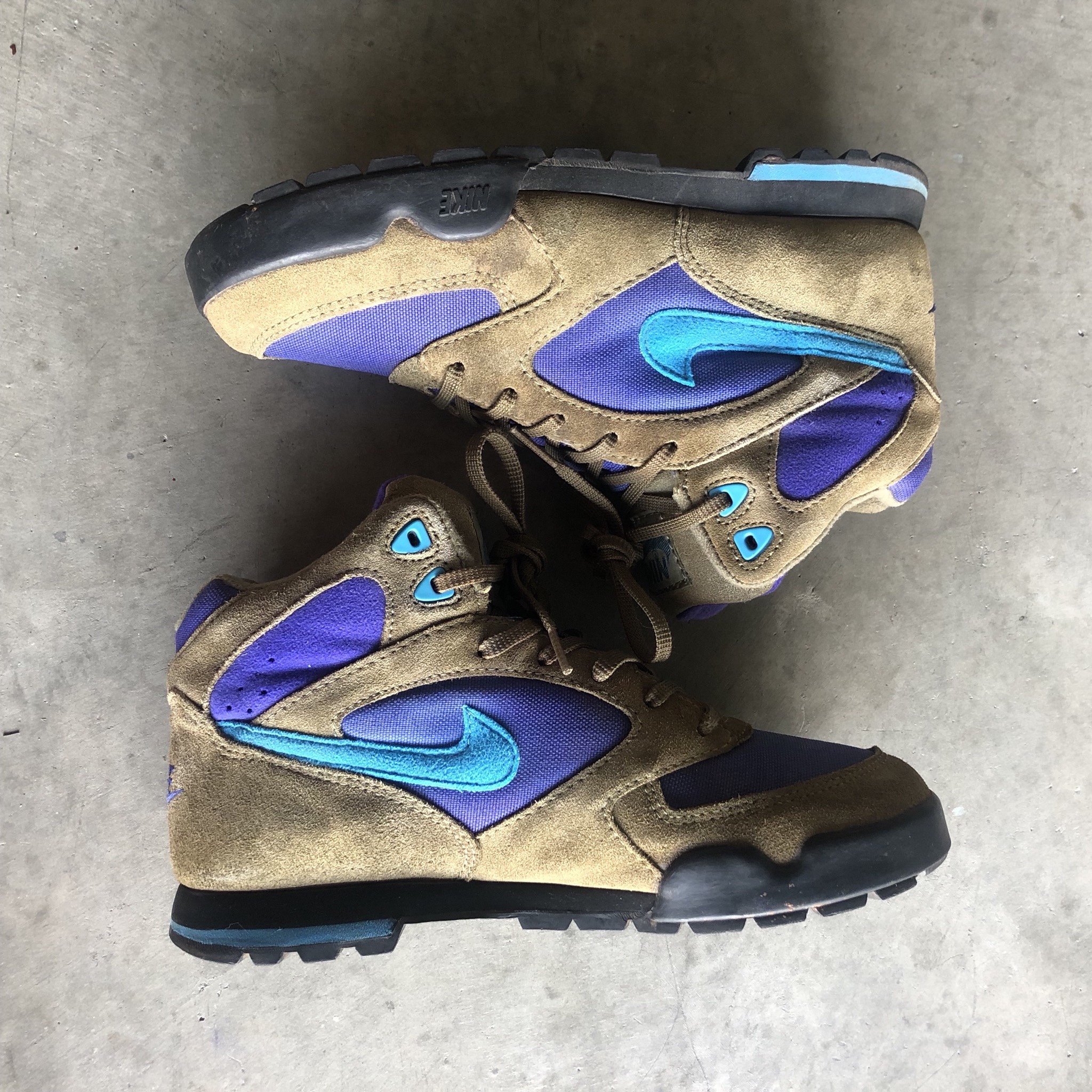 Modern Notoriety on X First look at the Nike SB Dunk Low Caldera ACG Inspired by the early 90s Nike ACG Caldera Plus hiking boot https t mdE2DwzRM7 https t Wc5adHwPej X