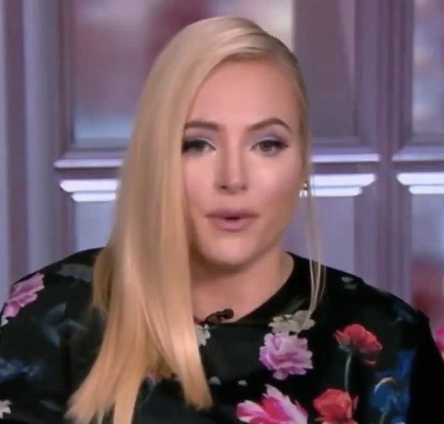 queensofbravo's tweet image. Megan: I can hear you laughing at me, Joy! #TheView 

Joy: I’m not laughing at you!

Joy: