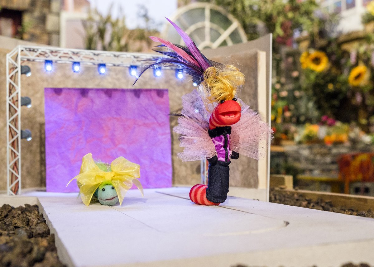 If you've been in pajamas and sweatpants all week, this is your sign to put on your best outfit and strike a pose! #FridayFeeling