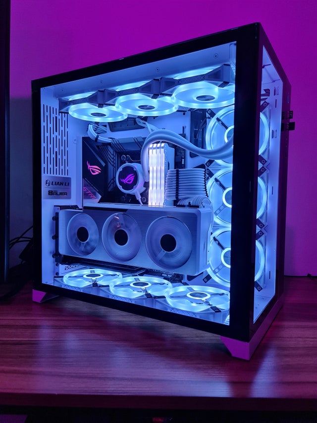 ¿Qué prefieres?
❤️ Con RGB
🔃 Full blanco