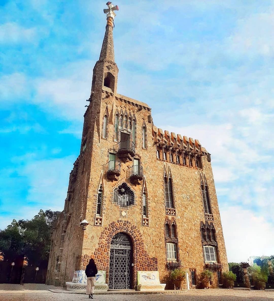 onecoworkbcn's tweet photo. Gaudi was really a genius and he's obviously famous for masterpieces like Sagrada Familia and Casa Battló, but there are lesser-known works that also merit some attention. Which one is your favorite? 

1. Palau Güell 
2. Casa Calvet 
3. Bellesguard 
4.  Church of Colònia Güell https://t.co/lF51km4MrZ