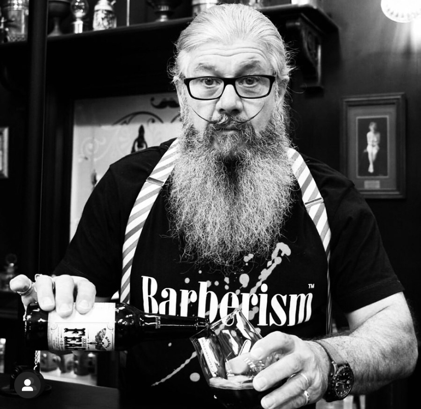 Brace yourselves. It’s Friday night. The Right Hand Man rocks sober in style.

Chin chin!

🍺

#roksoba #barberism #dryjanuary #trydry #nofearbeer