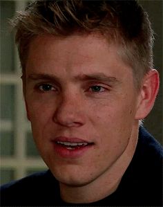 MrsHouse09's tweet photo. It's still #FrecklesFriday ... oh I do love a tl filled with this beauty ๐
#RobronForever #wantthemback #RyanHawley https://t.co/qOIwbZiD7o