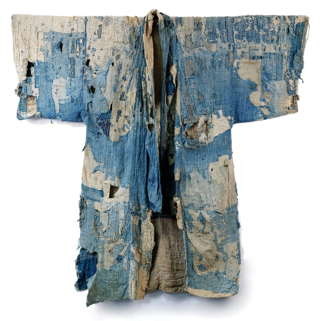 during the Edo period, silk and cotton were materials that only the upper echelons of Japanese society could afford. peasant farmers had to grow materials for and weave their own utilitarian items including clothing, blankets, etc.boro outerwear vs. 18th century Edo kimono