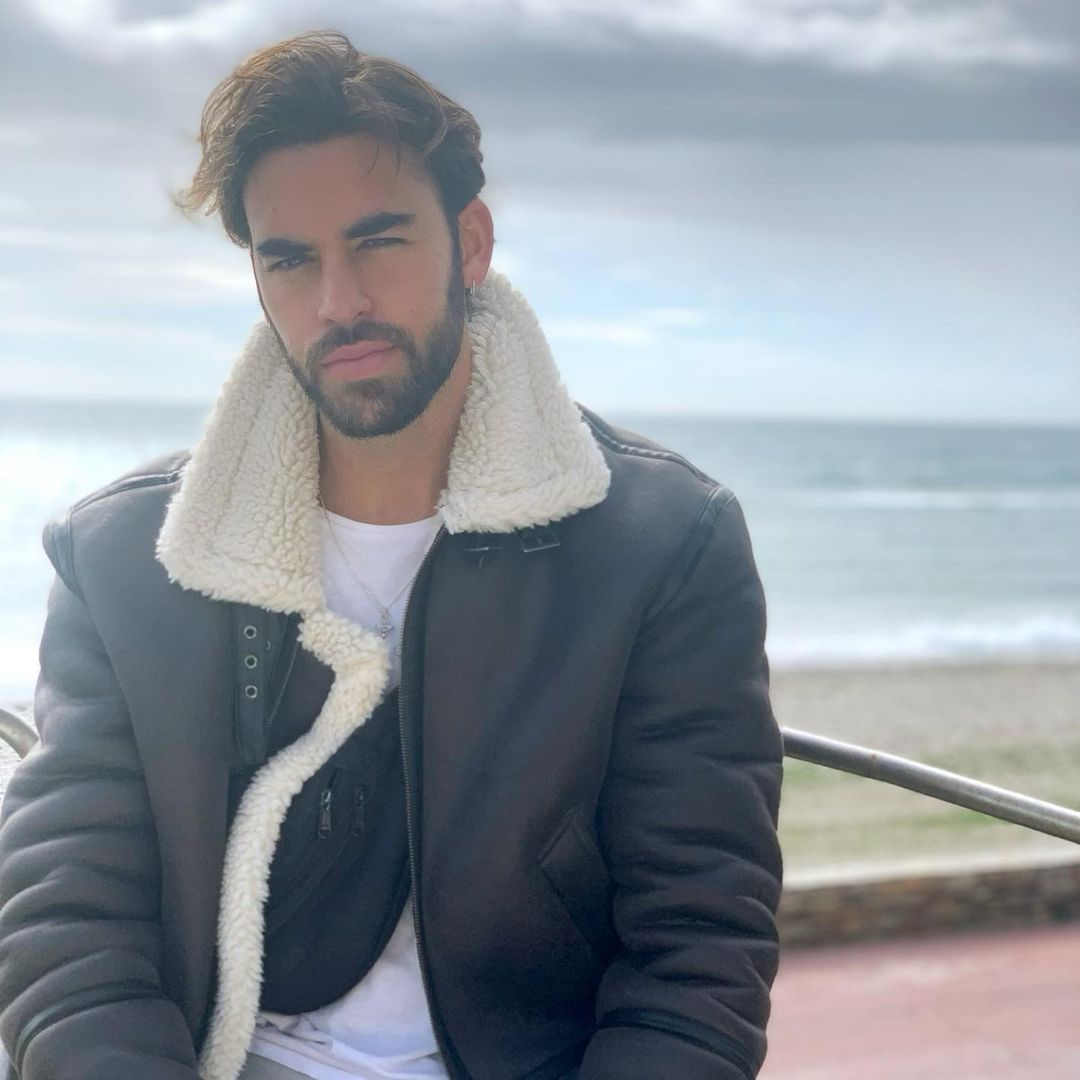 JesusPalacious's tweet image. Find me by the sea #catchmeifyoucan