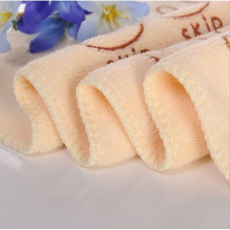 READY STOCK 
 
Handuk Bayi Karakter 
15.000 

Ukuran : 35 x 75 cm 
Motif : Random  
Warna : Random   

#handuk #handukmini #handuklembut #handukbayi #handukkeramas #handukmandibayi #handukmandikarakter #towel #babybathtowel