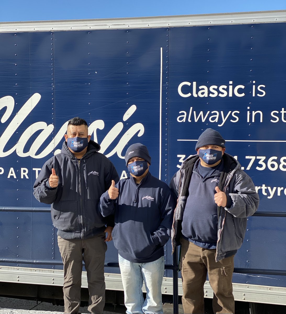 AClassicPartyRental tweet media