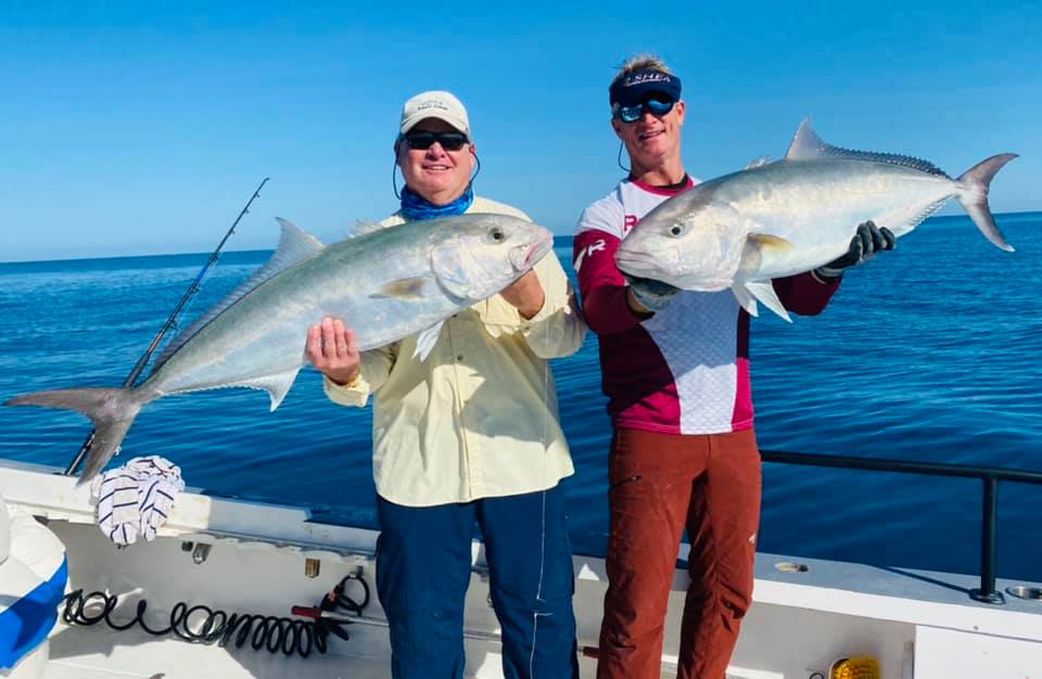 Raymarine's tweet photo. "Always nice when you roll up to your first spot of the day and your Raymarines light up like this. Even better when the fish cooperate before your bait makes it below the boat!!" π·: 2 Shea Fishing and Diving Charters
#FishFinderFriday #amberjackfishing #Raymarine https://t.co/0NJGLIOJX5