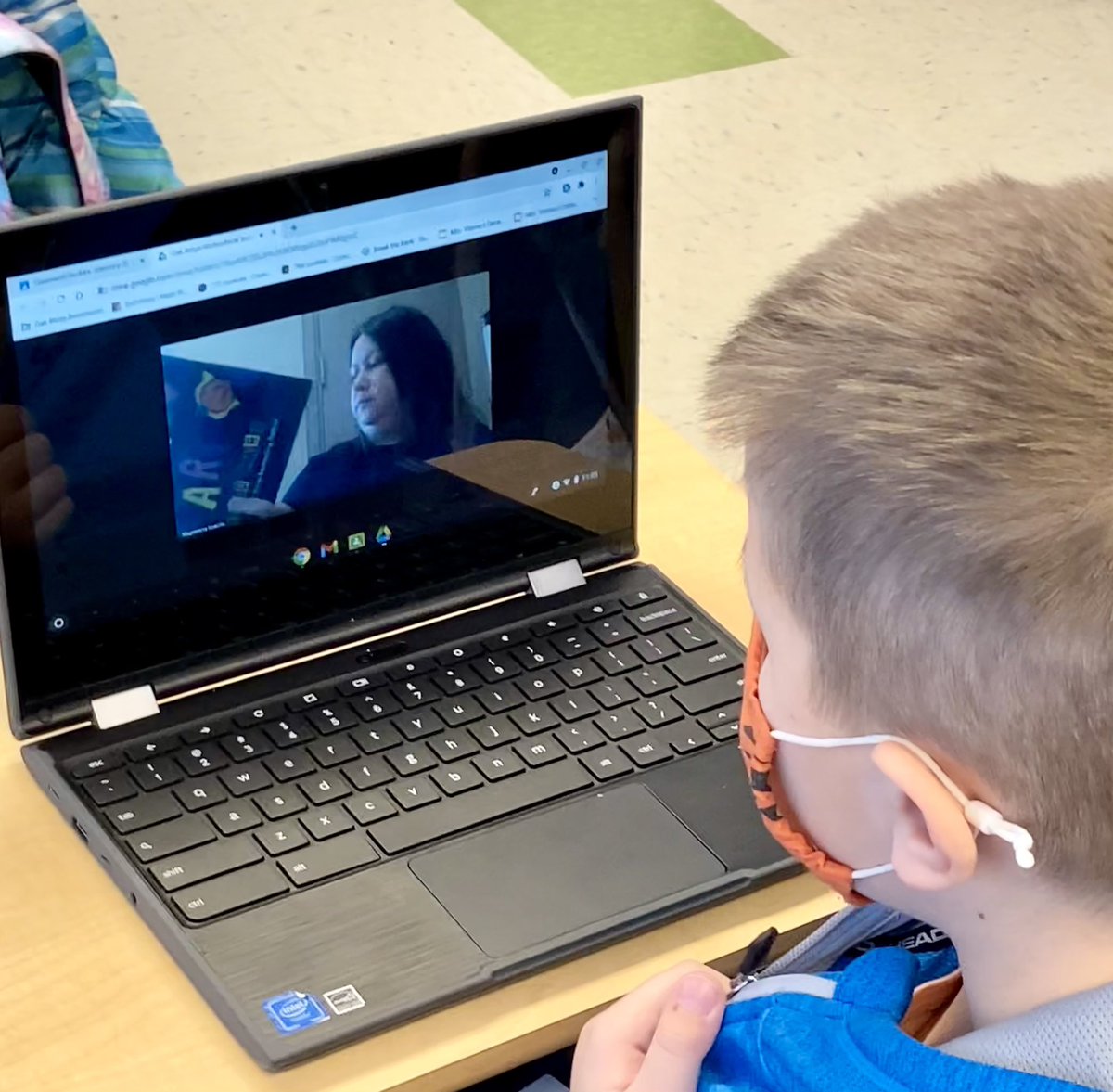 MrsBVienna's tweet photo. 2️⃣nd graders are enjoying @MCChildsBookDay 🌏💻📚!! We are exploring cultural books through our digital #MulticulturalMustangs library📖. Our #ELLs are enjoying hearing their EL teacher @2nd3rd_EL read to them digitally too! ❤️@OakRidgeNPD117 #MCBD2021 https://t.co/uUgnCM4ZoK