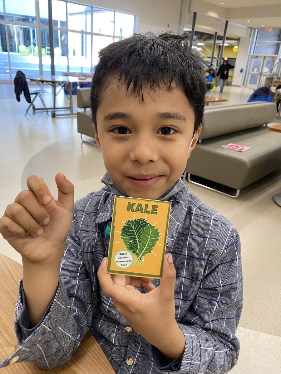 NetZeroLee's tweet photo. It is Farm Fresh Friday with ⁦@CISDNutrition⁩ and we are enjoying the kale zucchini bread with kale from our school garden #BetterTogether #rjlyear7 https://t.co/d4FP1DxWbQ