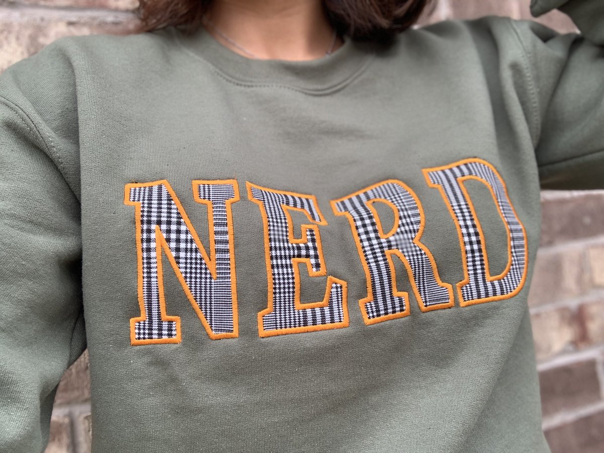 Aesthetic #nerd Embroidered Sweatshirt 🤓
Launch date: Jan. 31st ✨
#womeninstem #steminist #STEM #embroidery #aestheticvibes #fashion #etsyshop