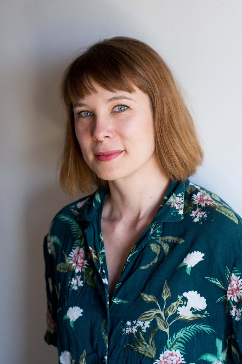 #FIBD2021 : Fauve d'Angoulême - Prix du Public <a href="/Francetele/">France Télévisions</a> 2021 

Léonie Bischoff primée pour "Anaïs Nin : Sur la mer des mensonges" (<a href="/CastermanBD/">Casterman BD</a>)

🙏 Merci aux 13 lecteurs de notre jury public dont les délibérations furent généreuses et passionnées ! 
👏 Léonie Bischoff