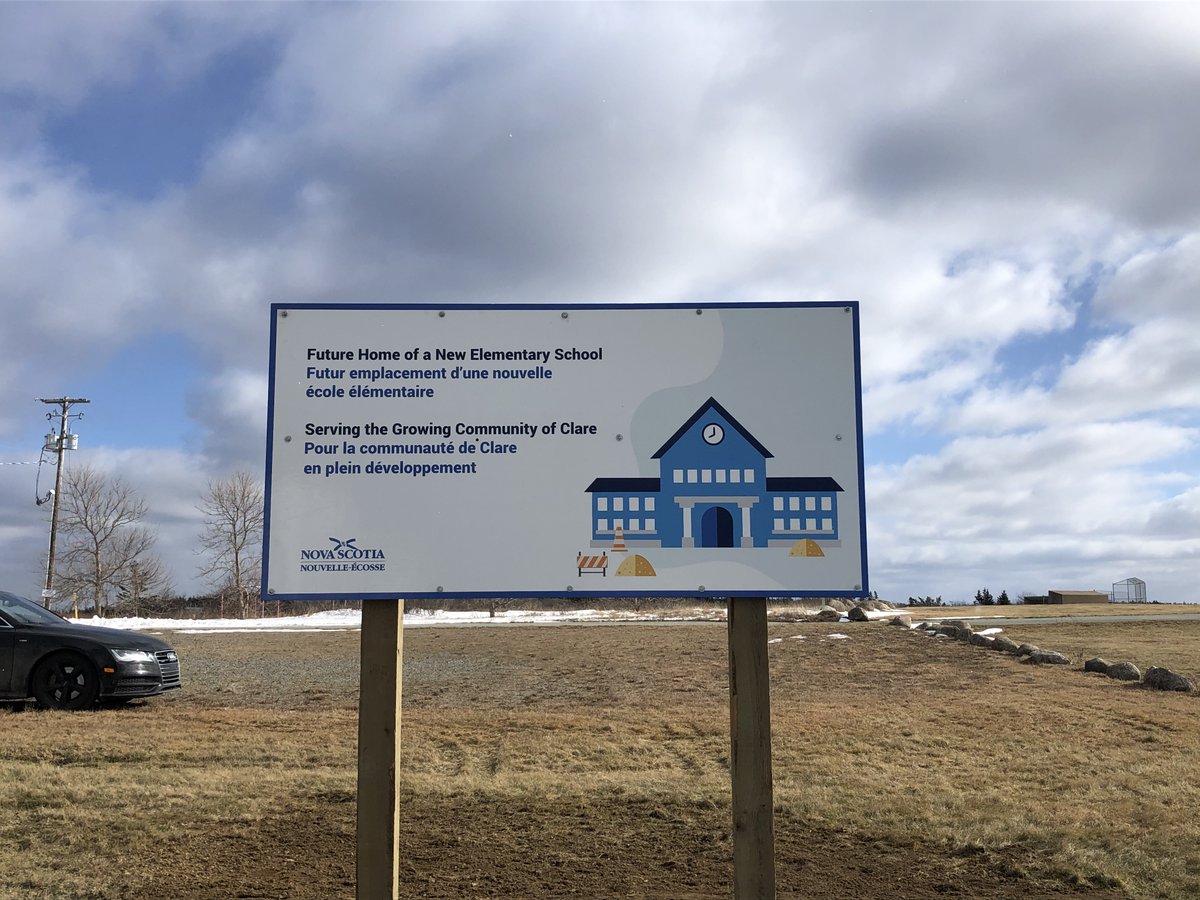 Le panneau est maintenant installé sur le nouveau site pour la nouvelle école de la communauté de Clare 🪧

La construction commencera bientôt ! Nous avons très hâte de vous présenter quelques photos 📸

<a href="/ESM_Officiel/">École Stella-Maris</a> <a href="/Ejd_officiel/">École Joseph Dugas Officiel</a> 

#Éducationenfrançais #Acadie #CSAP
