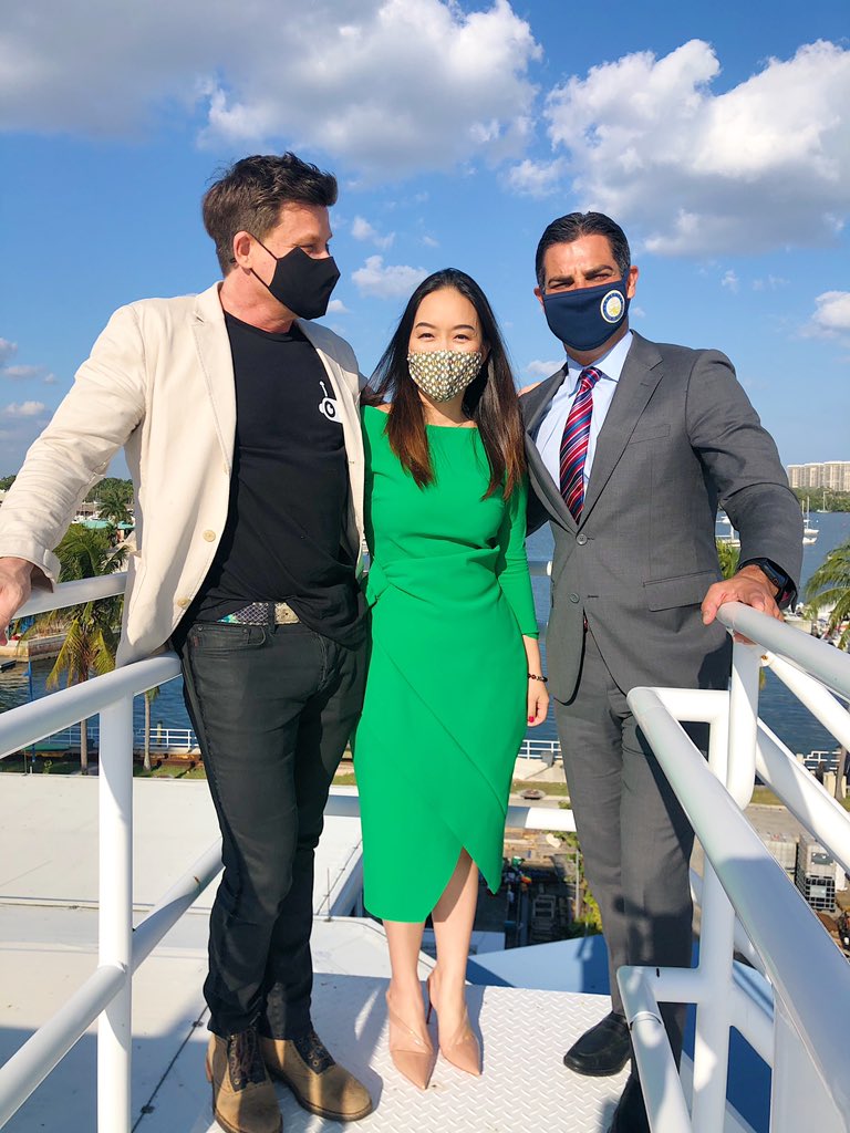 jeffransdellvc's tweet photo. Who is on the journey with you makes all the difference. Surround yourself with only the best. Always a pleasure spending time with @MiamiMayor talking #MiamiTech and more. #Fueled #VentureCapital #CafecitoTechTalk #TechTalk #MiamiTech #MiamiTechScene https://t.co/evLBq9NC6s