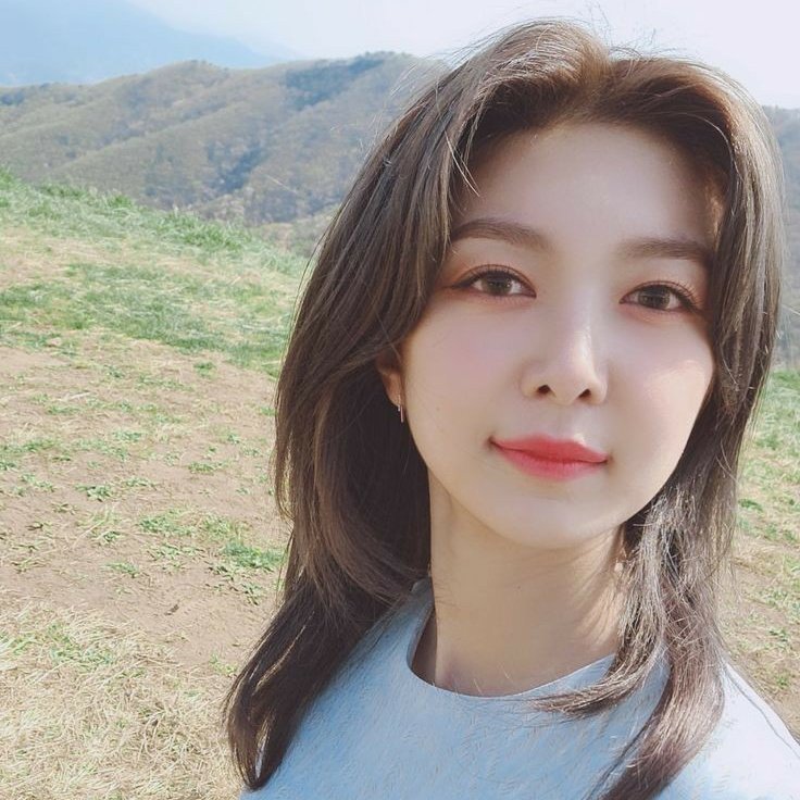 ifkootae's tweet image. ELA ou ELE