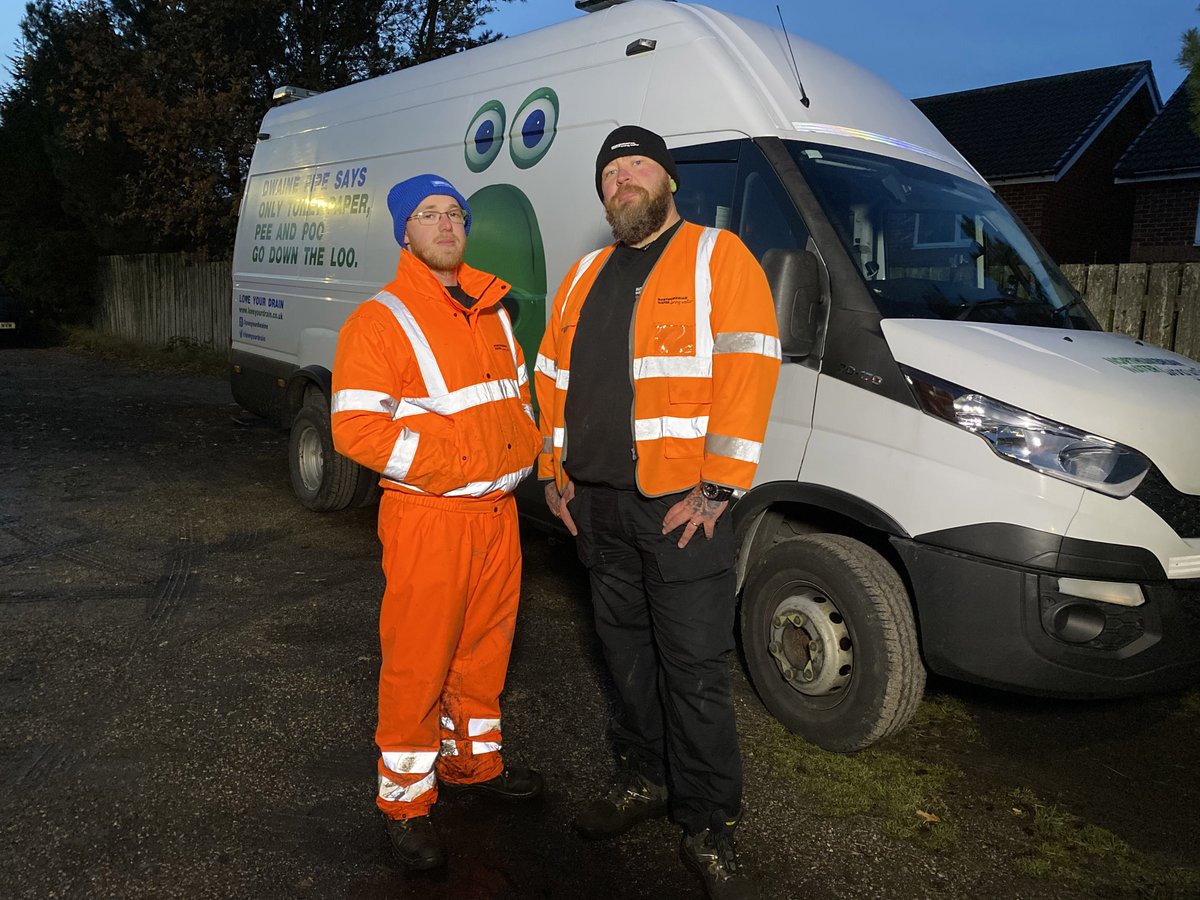 NorthumbrianH2O's tweet photo. Remember our “Mr Whippy” and the “Poo Sausage” from @Channel5_tv #FilthyBritainSOS 💩🌭?
In case you missed it, Tony, Marty, Steve & Grant feature again in this sewage special ➡️ https://t.co/MLCvdChyfk
A great illustration of why we should all #BinTheWipe https://t.co/3Qn9n1Nmcc