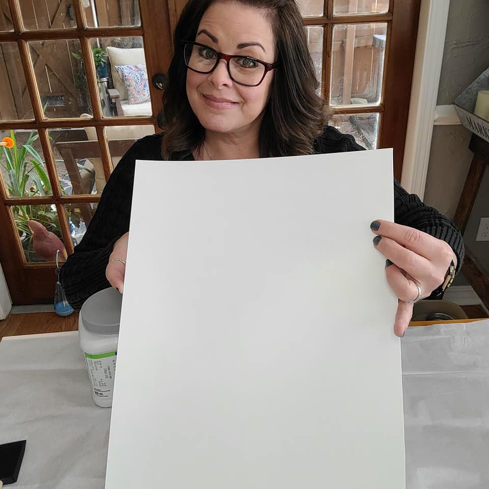 🎨Paint day in the #modernmaster bathroom remodel.🎨
These clients are so outgoing, selfless in the work they do and all around super fun people. They are not ones to pick a gray or a white. Nope, they LOVE color. #smallwall <a href="/SherwinWilliams/">Sherwin-Williams</a> #homeremodeling #shreveport #bossier