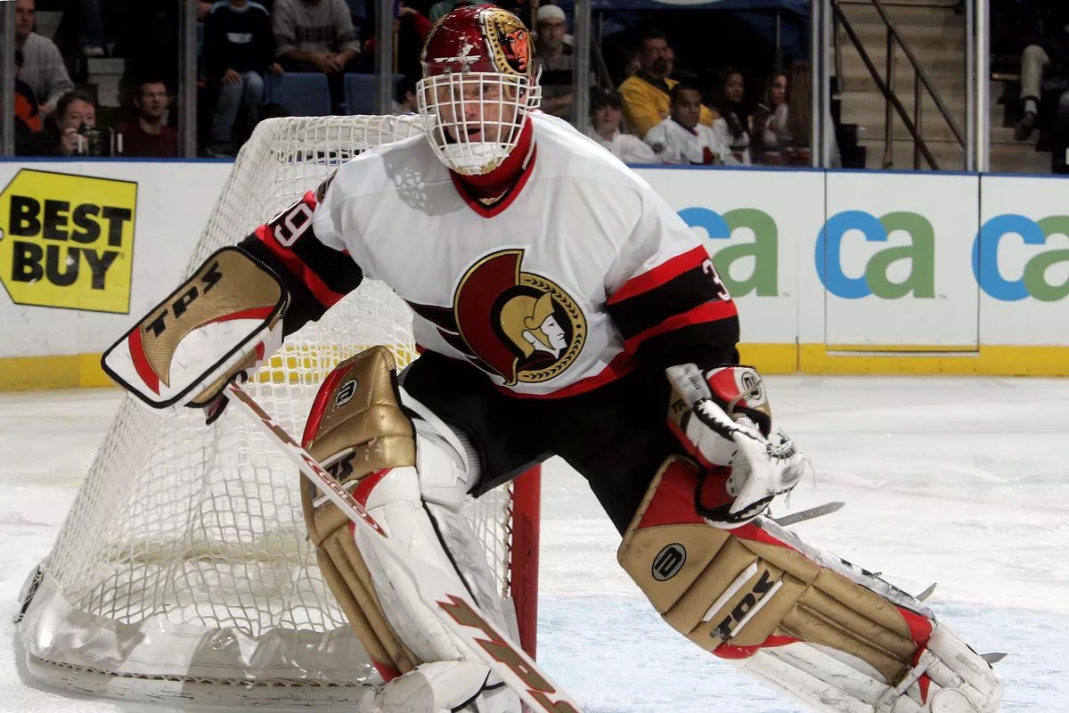 Happy birthday to former Senator, Dominik Hasek! 