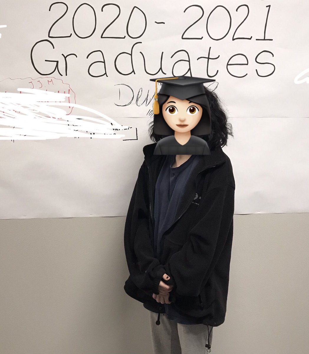 DillardAchieves's tweet photo. It happened so fast we didn’t get pictures of everyone. We’ve had 5 graduates from Eagle Academy this week!!!👨🏻‍🎓🦅🎉👩🏻‍🎓🦅🎉👨🏻‍🎓🎉👏👨🏾‍🎓🎉🦅👩🏻‍🎓 https://t.co/nziWCEAHjf
