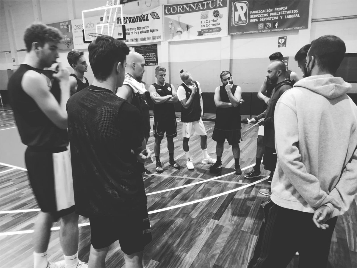 Ja tenim data pel debut del Sènior Masculí de #CopaCatBQ⛹🏻‍♂️
🗓 Diumenge 7/03 a Pallejà!👏🏻

Els nostres nois es troben al grup 03 del Campionat d'Espanya Primera Divisió que dóna accés a les fases d'ascens a Lliga EBA.💪🏻