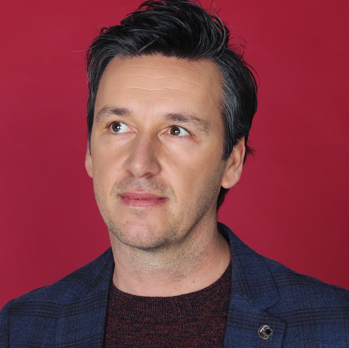 Door al m’n tranen heen , zie ik een regenboog 🌈

lnk.to/DoorAlMnTranen…

#nieuwesingle #dooralmntranen