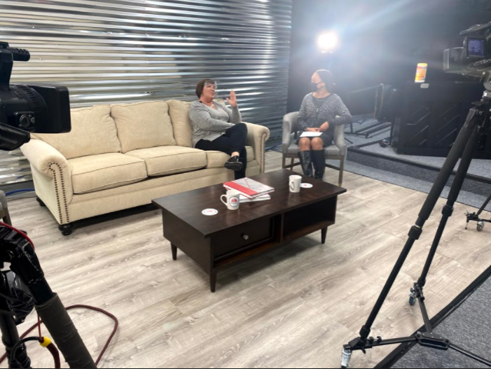 OakMtnMedia's tweet photo. Tune in for an interview with Mrs. Schwartz coming soon! https://t.co/jxXlz9N9ON