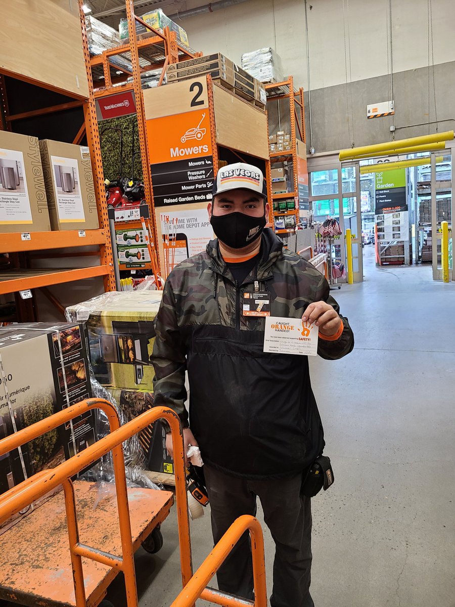 Brennan Scott tweet media