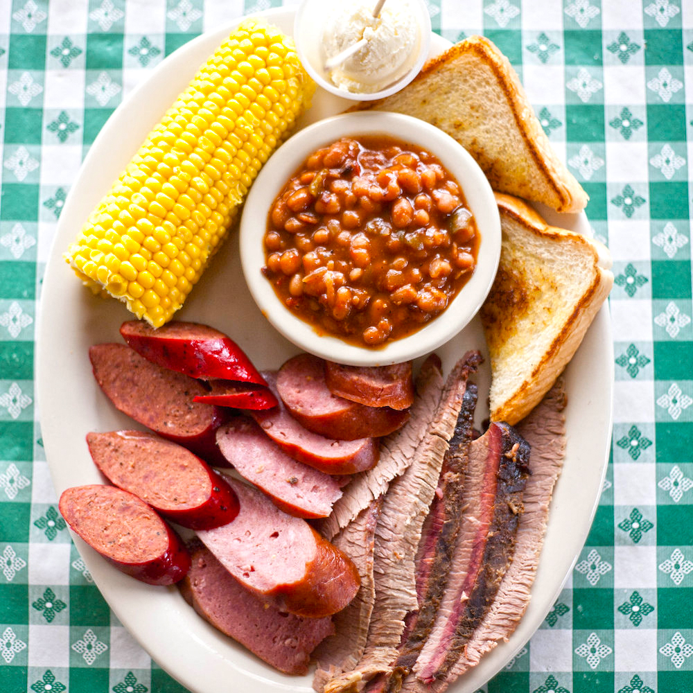 It's Friday! Treat yourself here at Cokers with our large variety of meats and sides 😋 #bbq #food #foodstagram #foodie

cokersbbq.com/texas-bbq-menu/