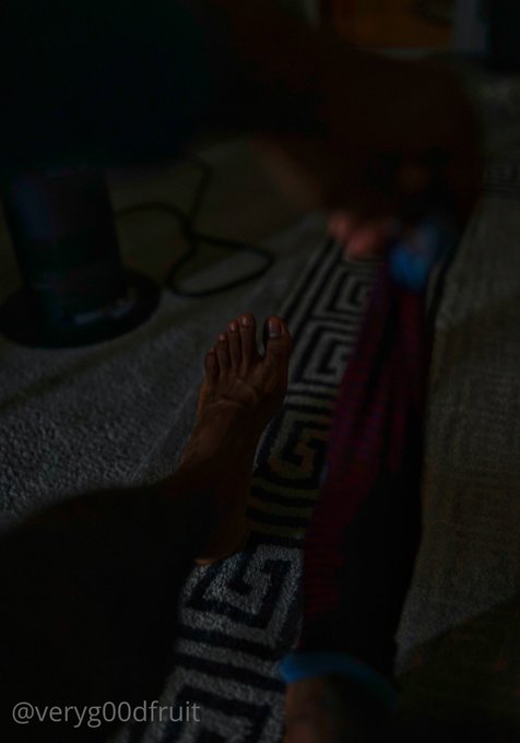 Watch Foot Bae's leaked NSFW photo on TwXstars